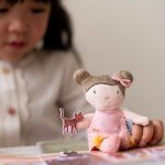 Little Dutch Újrafelhasználható Matricás füzet - Rosa és barátai