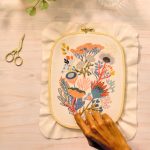 AGA - Atelier Grands Augustins Műterem 59 - Gyöngyhímzés, Gyöngyvirág - Atelier 58, Beadwork