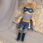 Little Dutch Jim szuperhős baba - 35 cm 