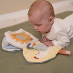 Little Dutch Textil babakönyv nagy - Little Farm