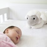 Zazu – LIZ zenélő, nyugtató plüssbárány